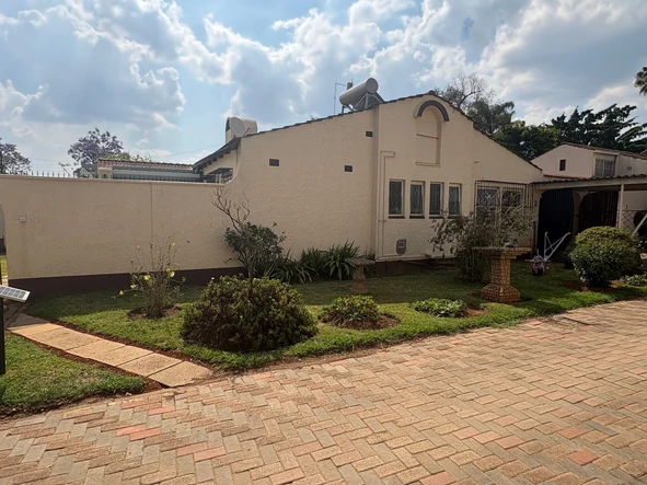 3 Bedroom Garden Flat