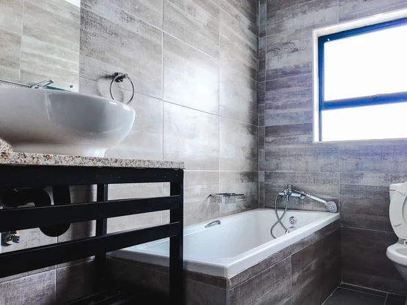 3 Bedroom Flat & Apartment