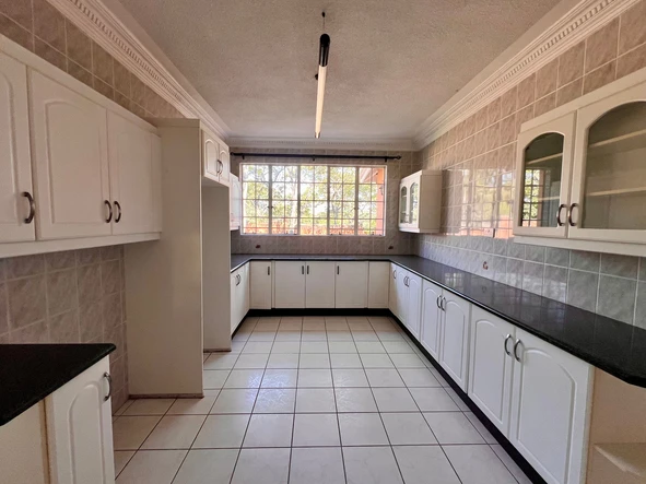 5 Bedroom House