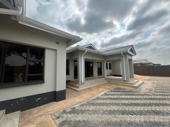 2 Unit Townhouse Complex