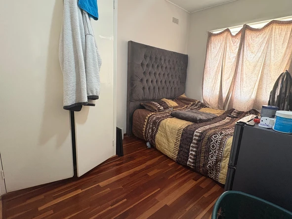 3 Bedroom Garden Flat