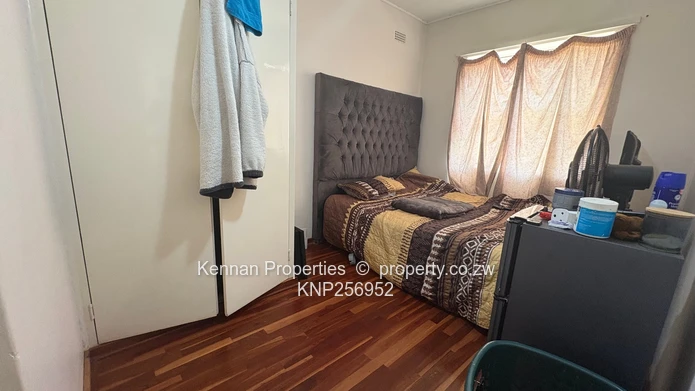 Charming 3-Bedroom Garden Flat In Avondale West (Sole Mandate)