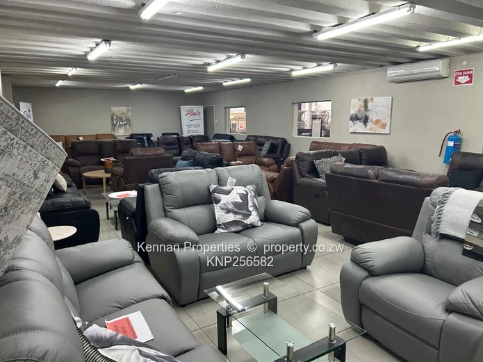 Large Factory/Warehouse Ideally Located In Msasa
