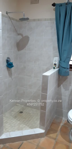 2 Bedroom Cottage In Helensvale (Sole Mandate)