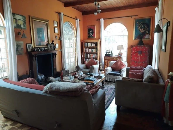 Charming Colonial Style Home  Built In 1914