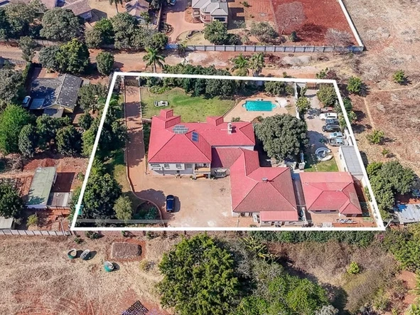 7 Bedroom House