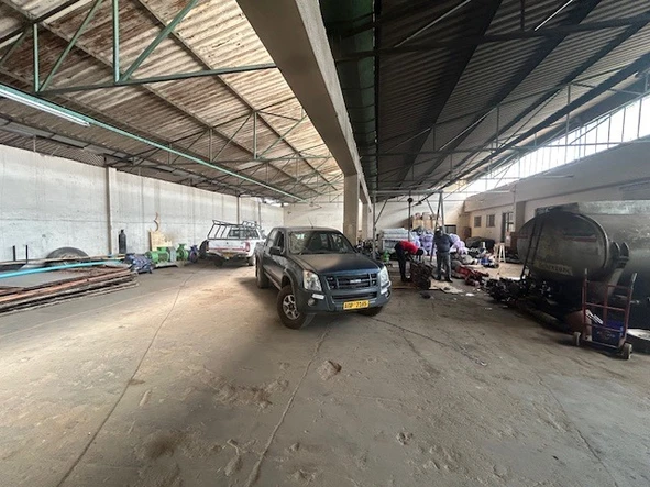 Warehouse & Factory