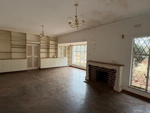 5 Bedroom House