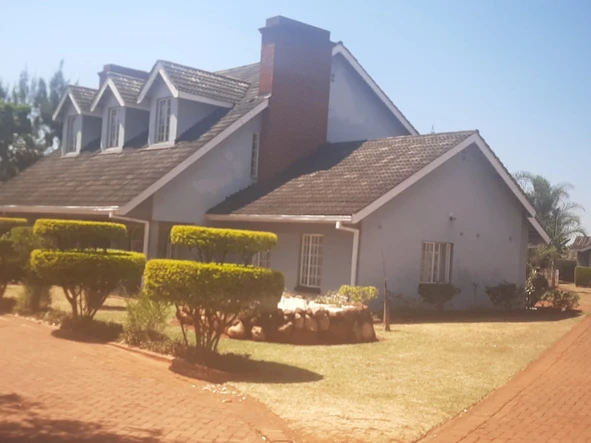 5 Bedroom House