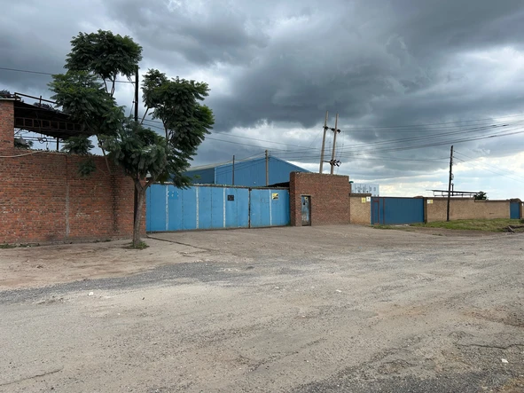Commercial & Industrial Land