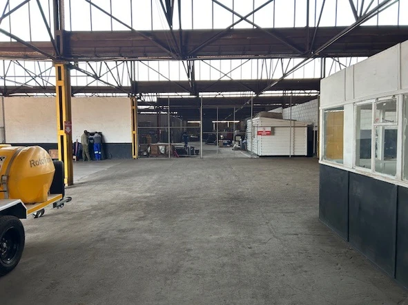 Warehouse & Factory