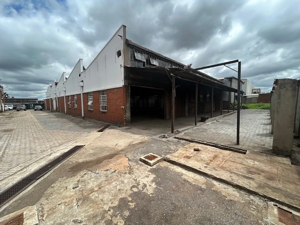 Warehouse & Factory