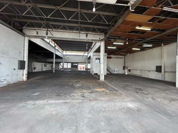 Warehouse & Factory