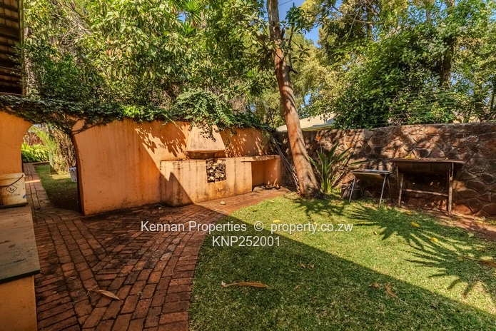 Lovely Mandara 8094 square metres for sale (Sole Mandate)
