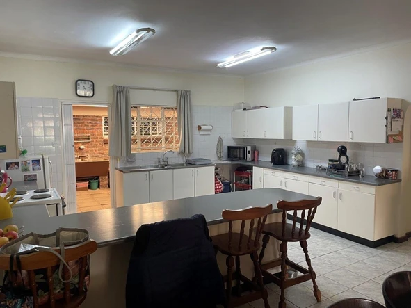 3 Bedroom Garden Flat