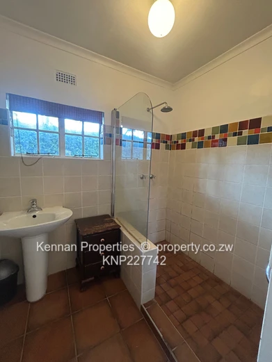 Quaint Semi-Furnished 1-Bed Garden Garden Cottage (Sole Mandate)