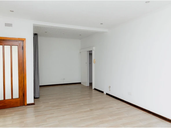3 Bedroom Garden Flat