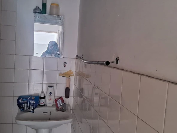 2 Bedroom Flat & Apartment