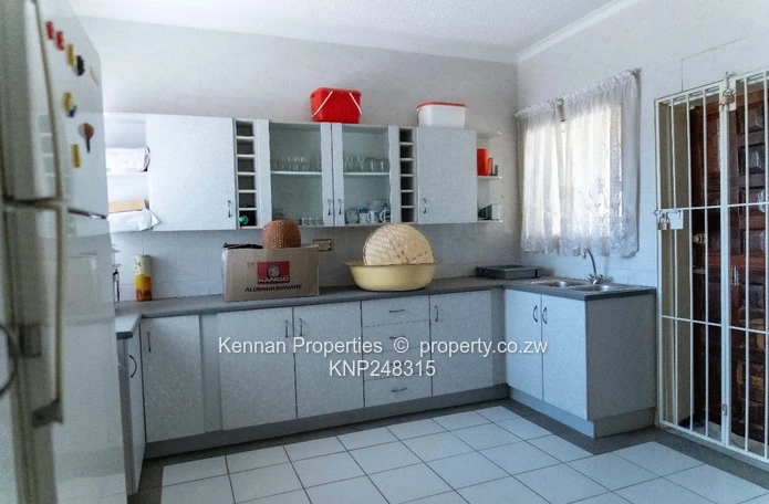 Neat 4 – Bedroom Family Home for Sale in Ruwa | Zimre Park