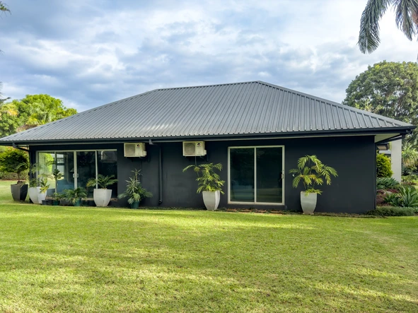 Offices in Prime location 