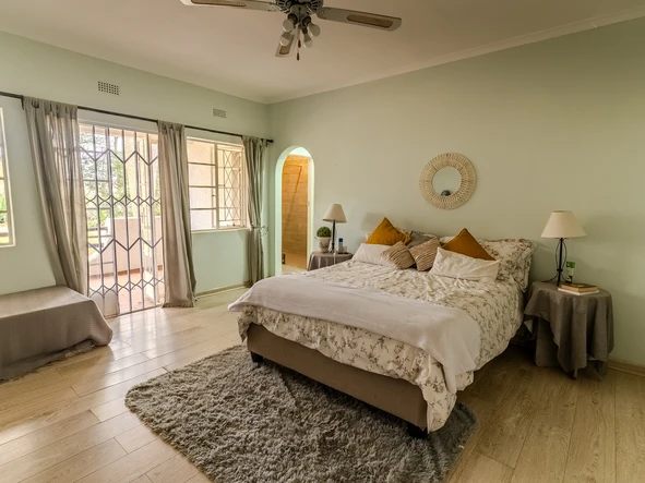 5 Bedroom House