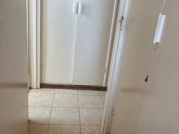 2 Bedroom Flat & Apartment