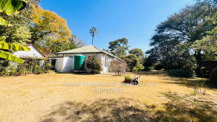 Golden Oldie Character family home
