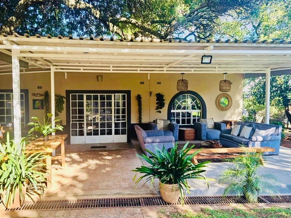 Small character home with prolific borehole