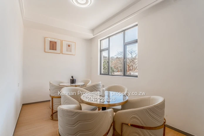 Fine Living in the Highlands Park Neighbourhood