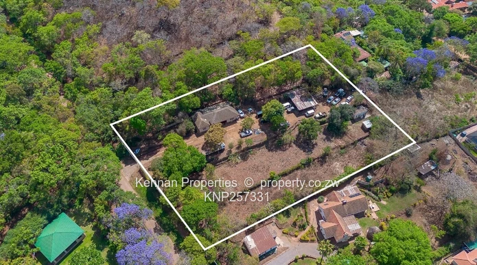 Prime 7000 sqm Property with Renovation and Development Potential.