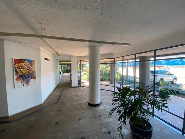 3 Bedroom Flat & Apartment