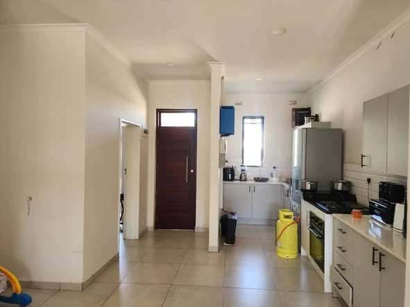 Spacious 3-Bedroom Apartment in Prime Arlington, Harare South!