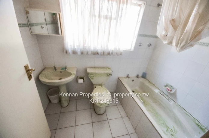 Neat 4 – Bedroom Family Home for Sale in Ruwa | Zimre Park