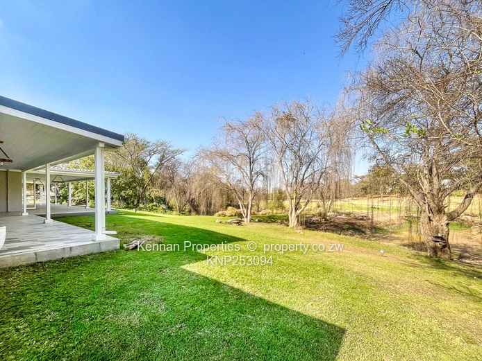 Borrowdale Brooke's Rare Family Estate Overlooking Dams