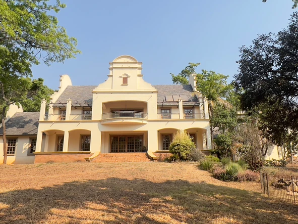 5 Bedroom House