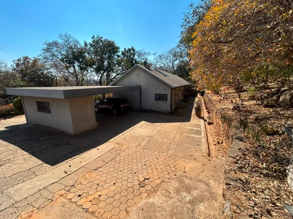 5 Bedroom House
