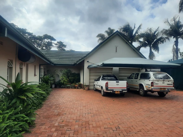 3 Bedroomed Family Home on  Golf Estate