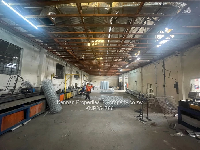 Factory / Warehouse In Southerton