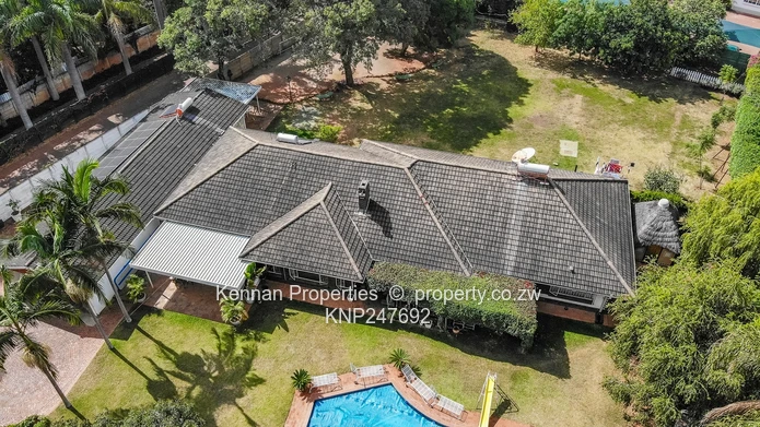 Four bedroom home in an excellent location with a cottage, pool and a good borehole (Sole Mandate)