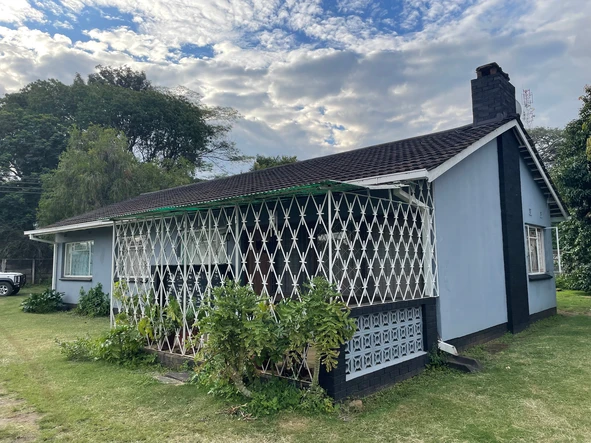 Reduced this House and self contained cottage 
