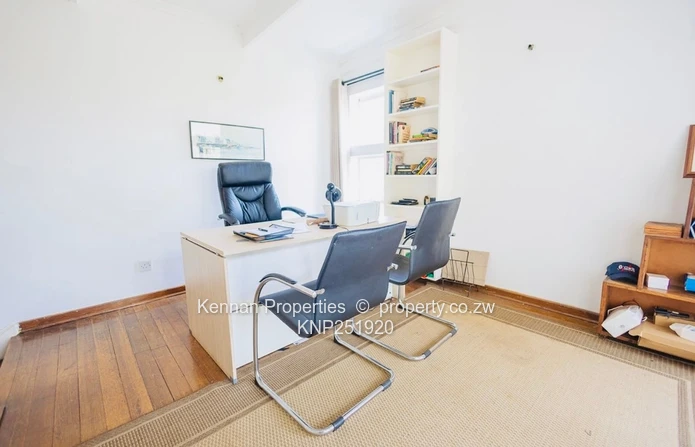 4 Bedroom house in Greystone Park with exceptional design potential.