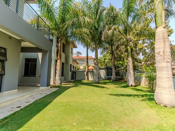 5 Bedroom House