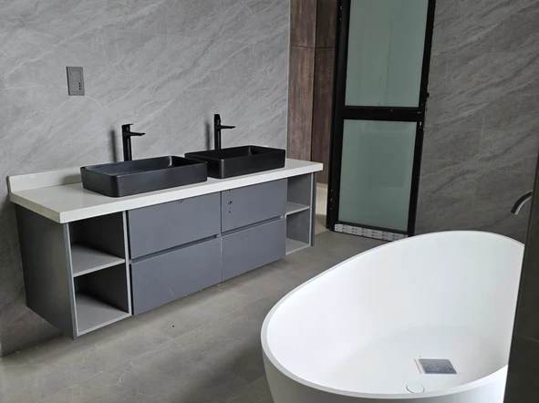  3 Bedrooms of Modern Elegance