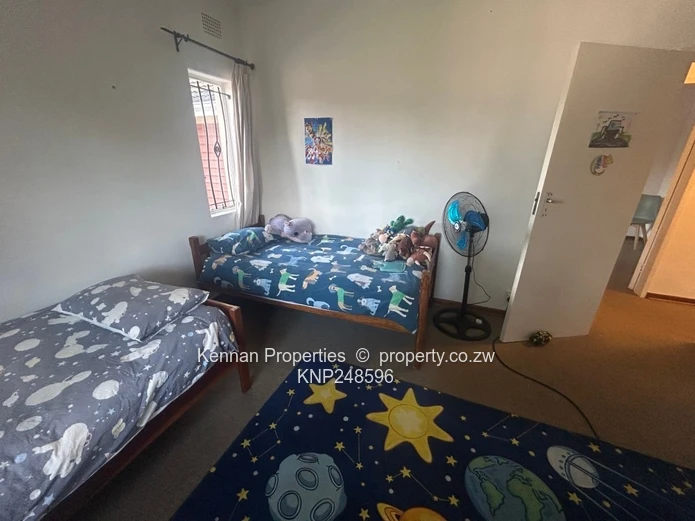 Comfortable home with attached Granny Flat/guest wing