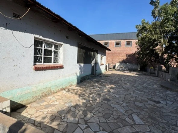 Commercial & Industrial Land