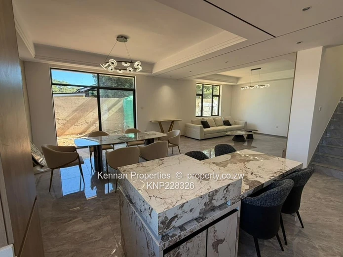 Fine Living in the Highlands Park Neighbourhood