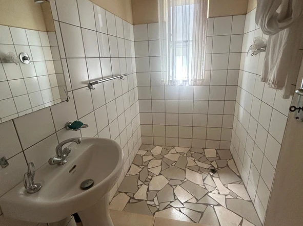 3 Bedroom Cottage
