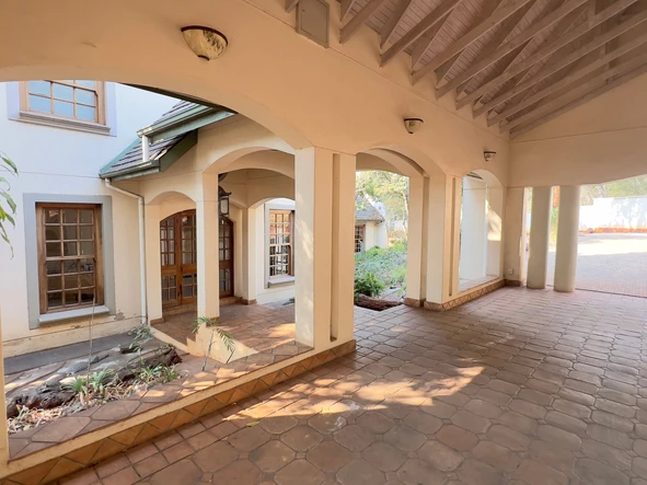 5 Bedroom House