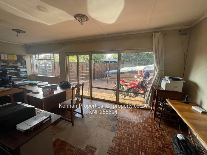 Great Opportunity In Alex Park