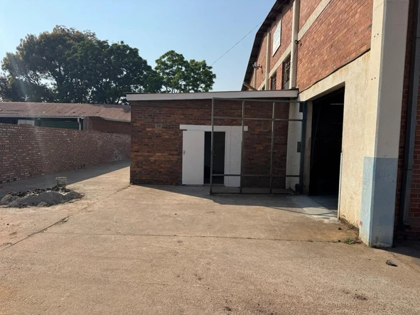 Warehouse & Factory